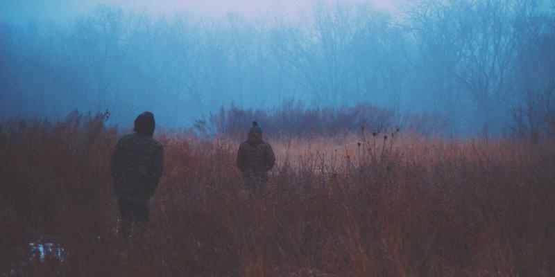 户外广告材料怎么选?这份指南教你平衡耐久性与视觉效果